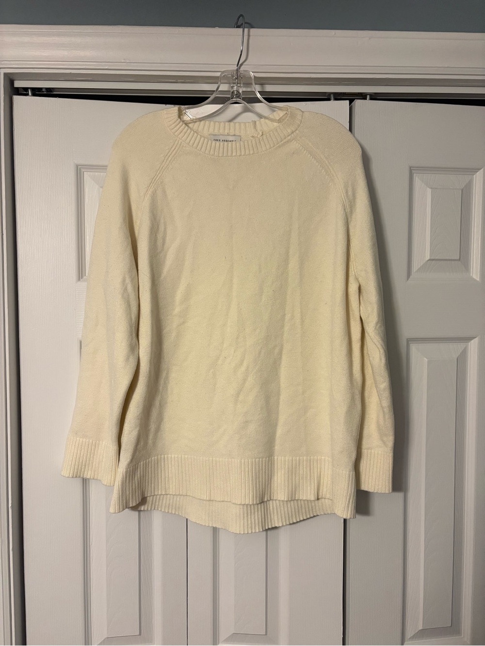 Women's Cream Crewneck Sweater - Lightweight Everyday Knit